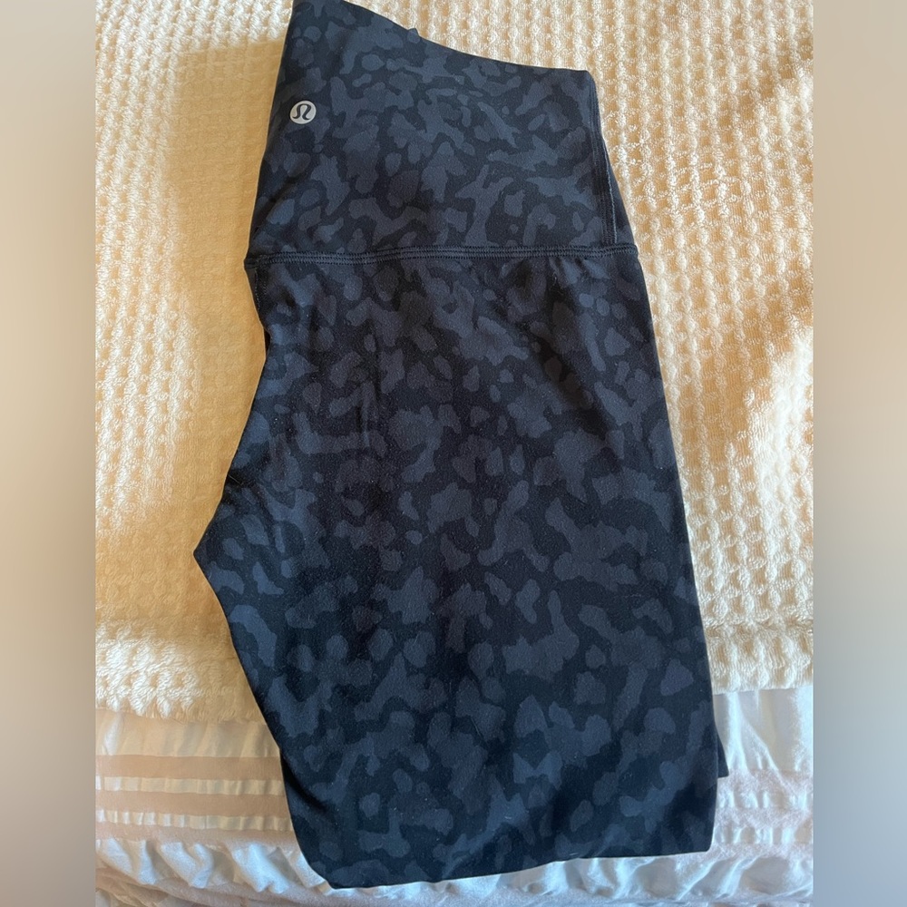 Align 23” leopard camo